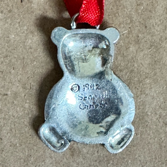 1992 Seagull Pewter Tiny Treasures Teddy Bear Ornament. 1.25” by 0.75” - Picture 4 of 4